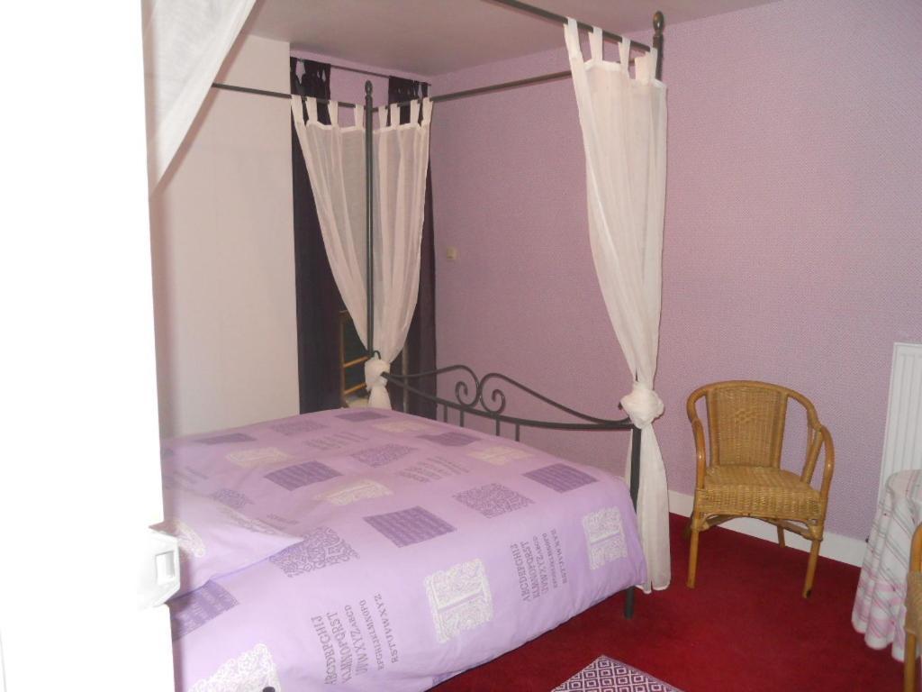 Huis De Wilde Wingerd Hotel Ypres Cameră foto